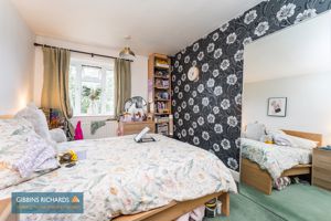 Bedroom- click for photo gallery